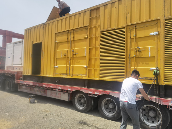 射阳除了负载情况和发动机维护，还有哪些因素会影响 200kw 柴油发电机的油耗？