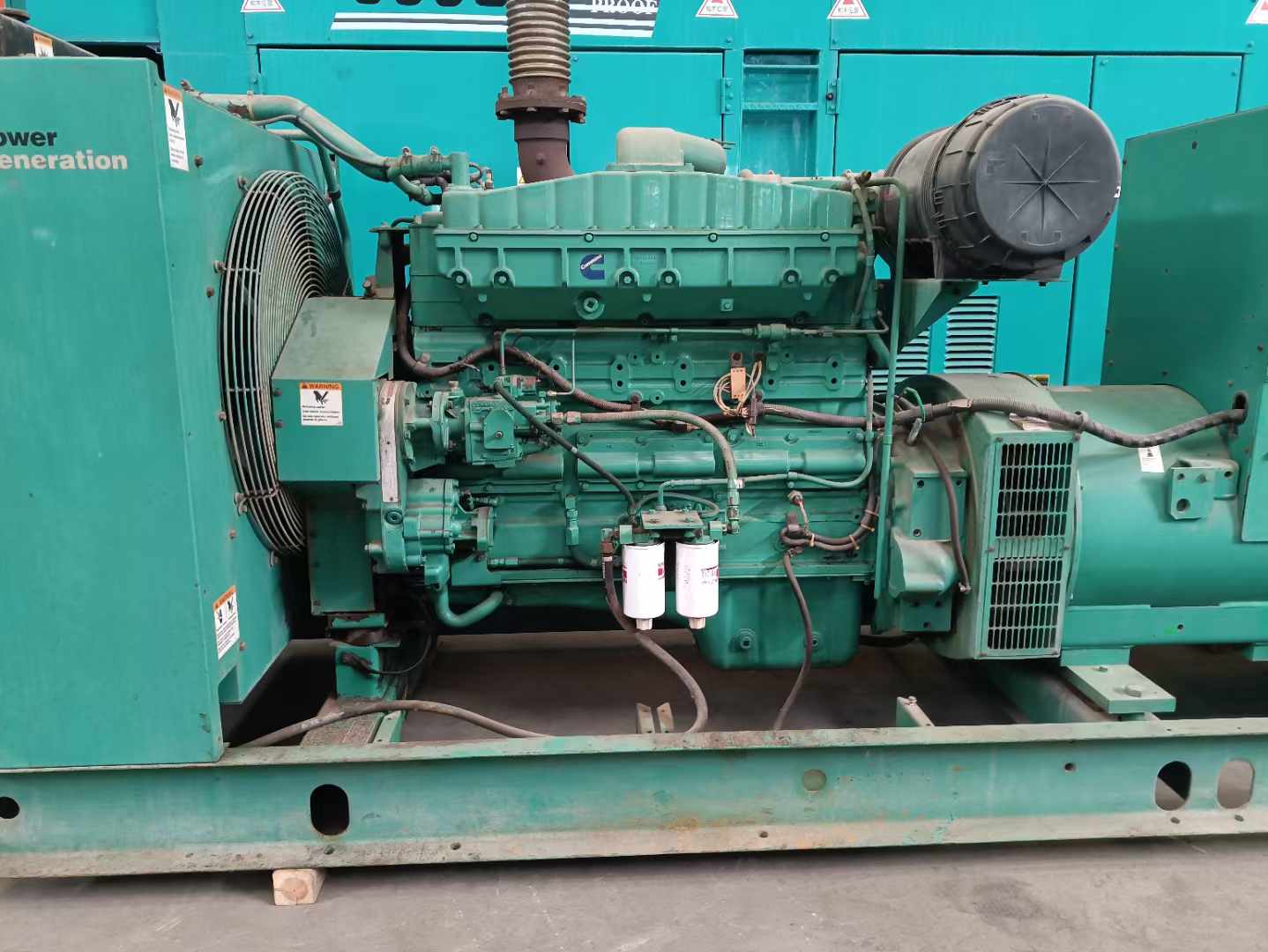 射阳过载会对 600kW 柴油发电机组造成哪些损害？