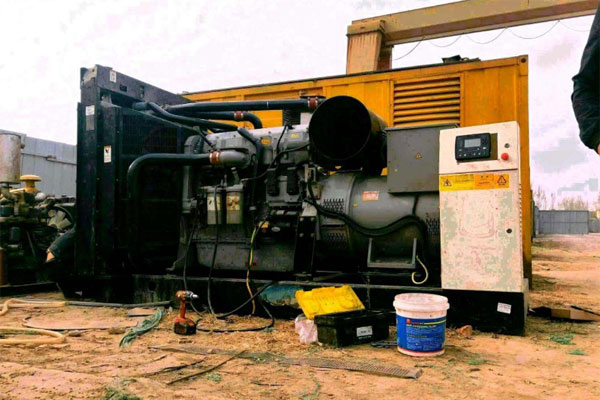 射阳柴油发电机组都有哪几种电压规格？